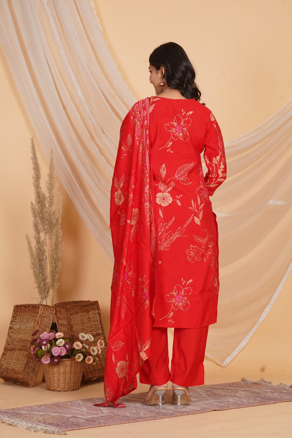 RED ROMAN SLIK EMBROIDERED 3 PC