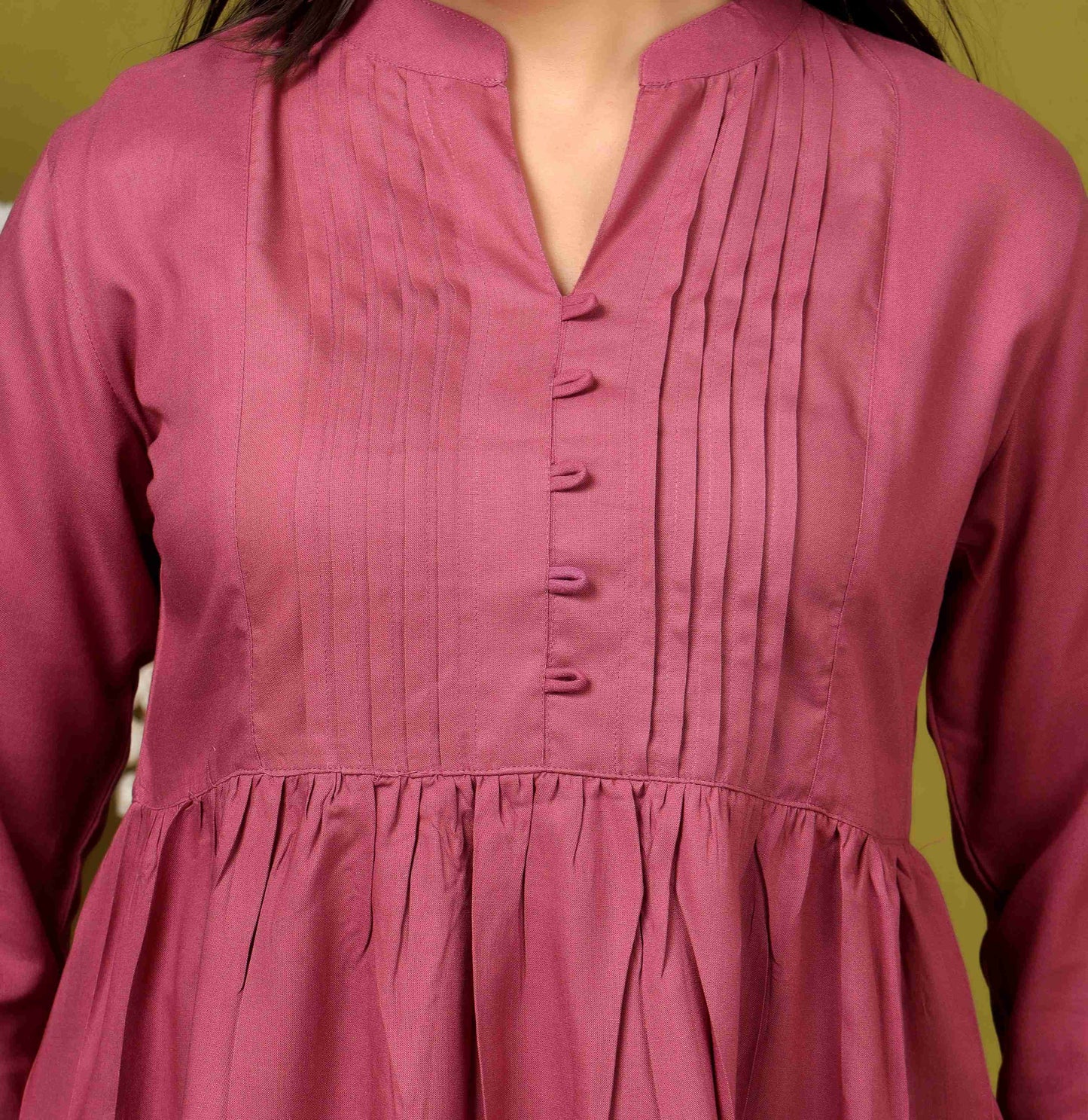 MAGENTA SHORT TOP RAYON