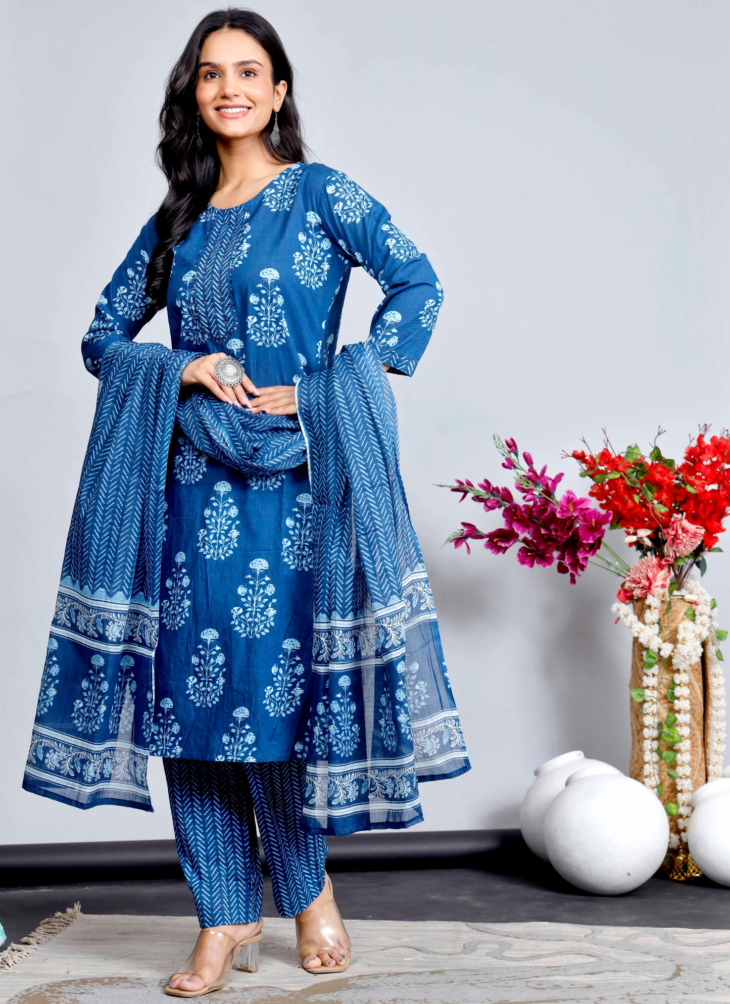 Classic Indigo Blue Floral Printed Cotton Kurta Set with Straight Pants – Elegant Everyday Ethnic Wear