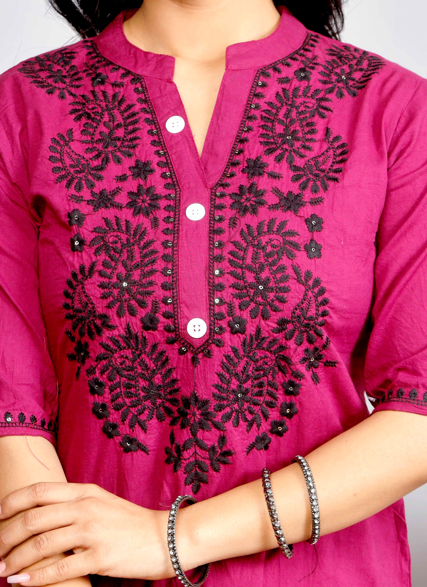 Magenta Cotton Kurta Set with Black Thread Embroidery for Women