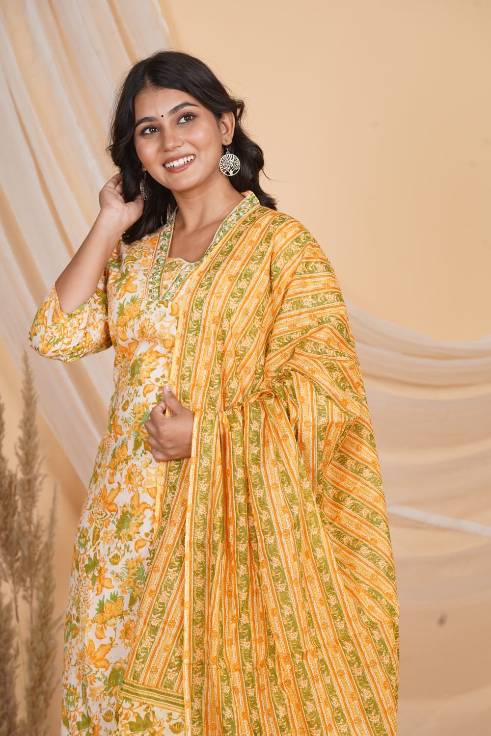 YELLOW PRINTED EMBROIDERED NECK 3 PC