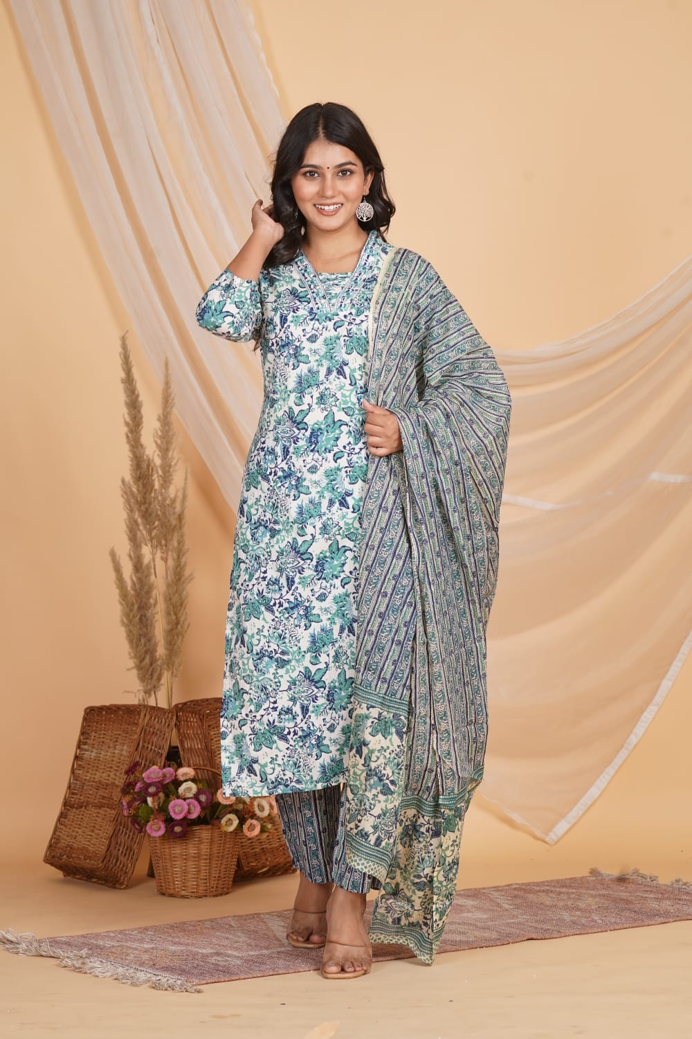 BLUE PRINTED EMBROIDERED NECK 3 PC