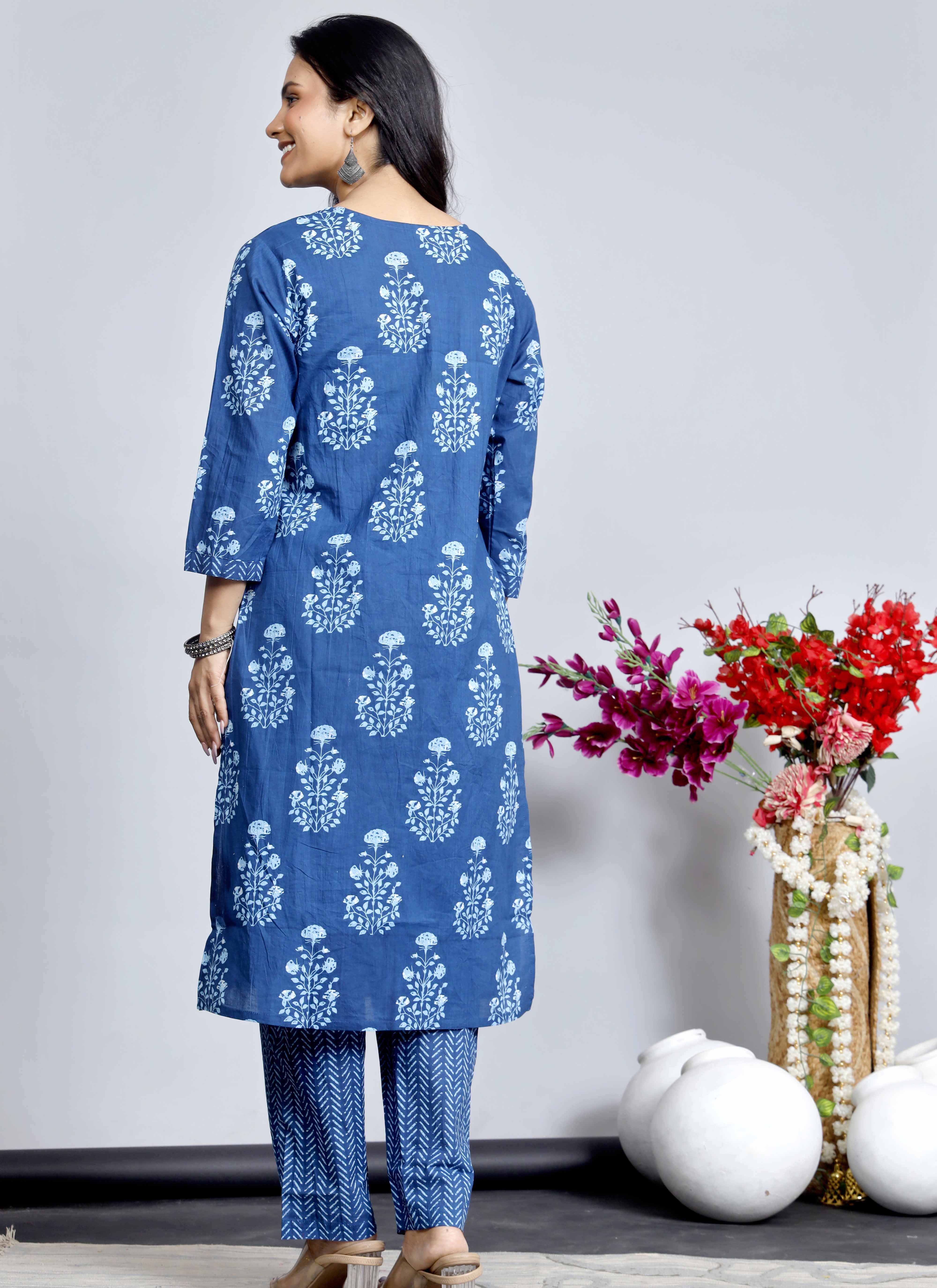 Classic Indigo Blue Floral Printed Cotton Kurta Set with Straight Pants – Elegant Everyday Ethnic Wear