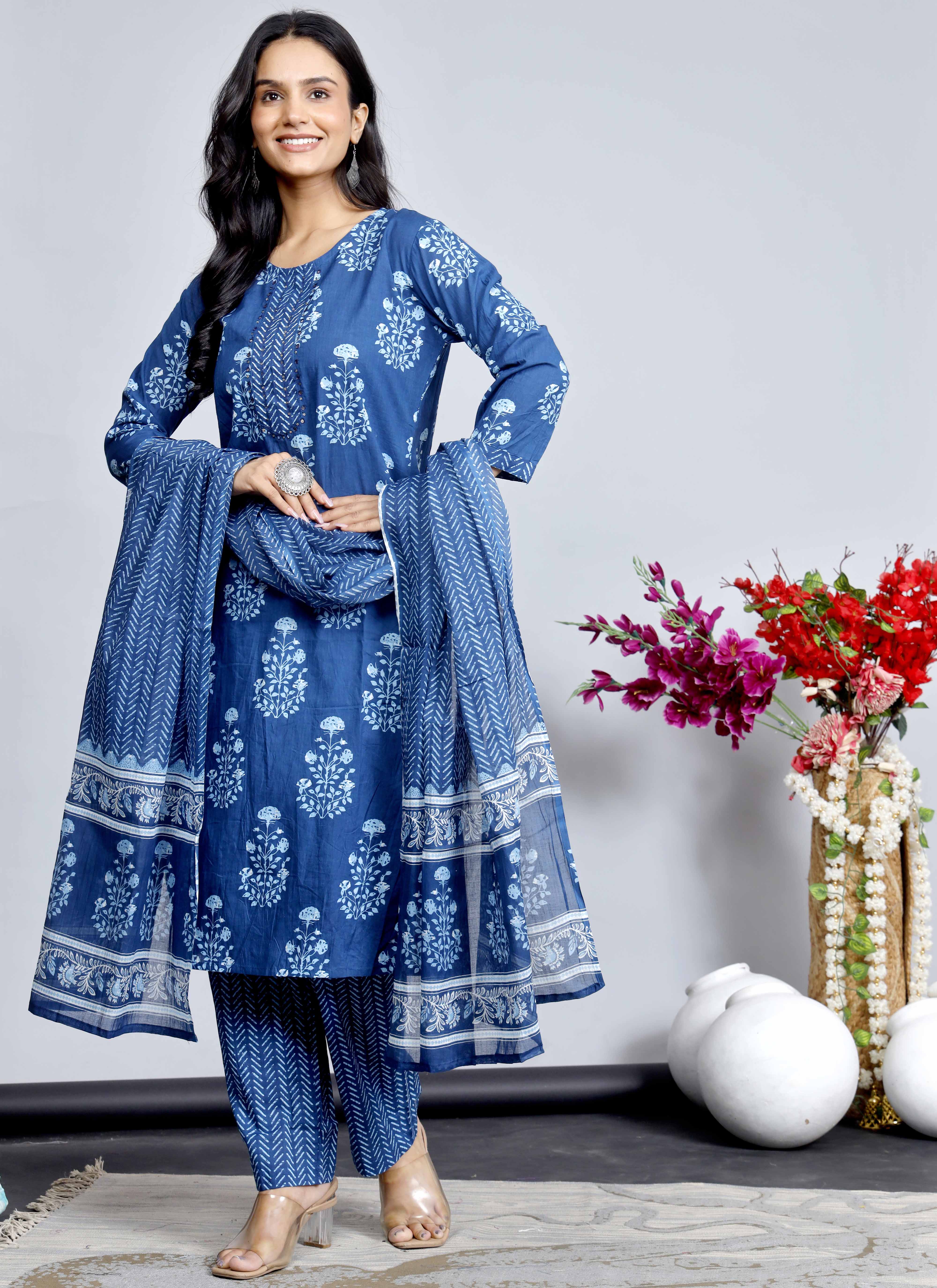 Classic Indigo Blue Floral Printed Cotton Kurta Set with Straight Pants – Elegant Everyday Ethnic Wear