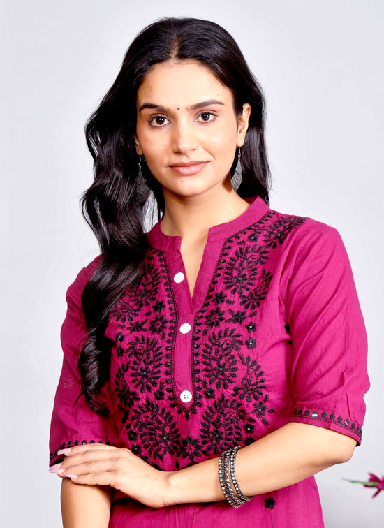 Magenta Cotton Kurta Set with Black Thread Embroidery for Women