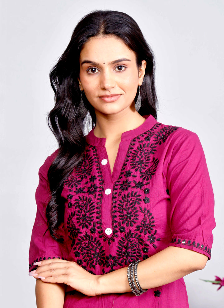 Magenta Cotton Kurta Set with Black Thread Embroidery for Women